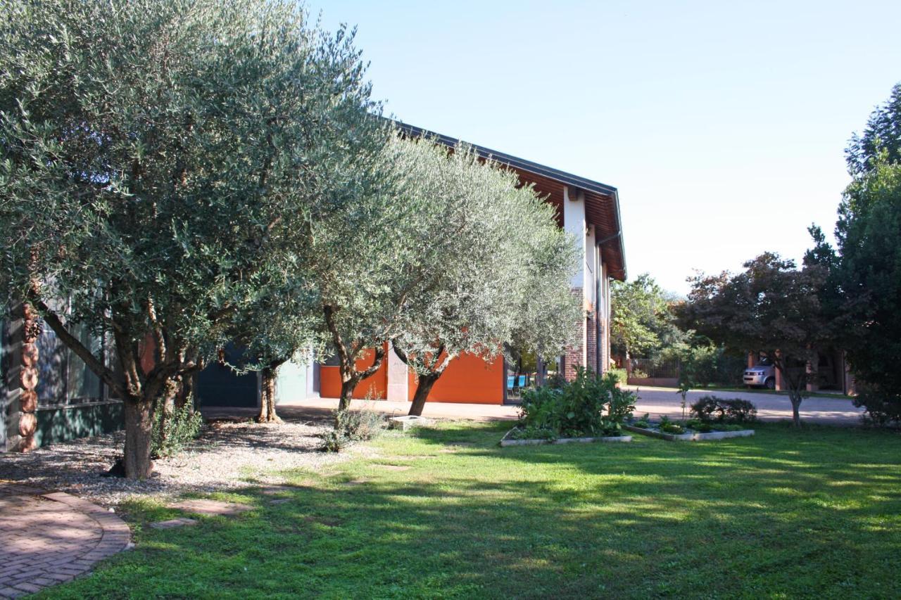 Agriturismo Fiorbello Montirone Exterior photo