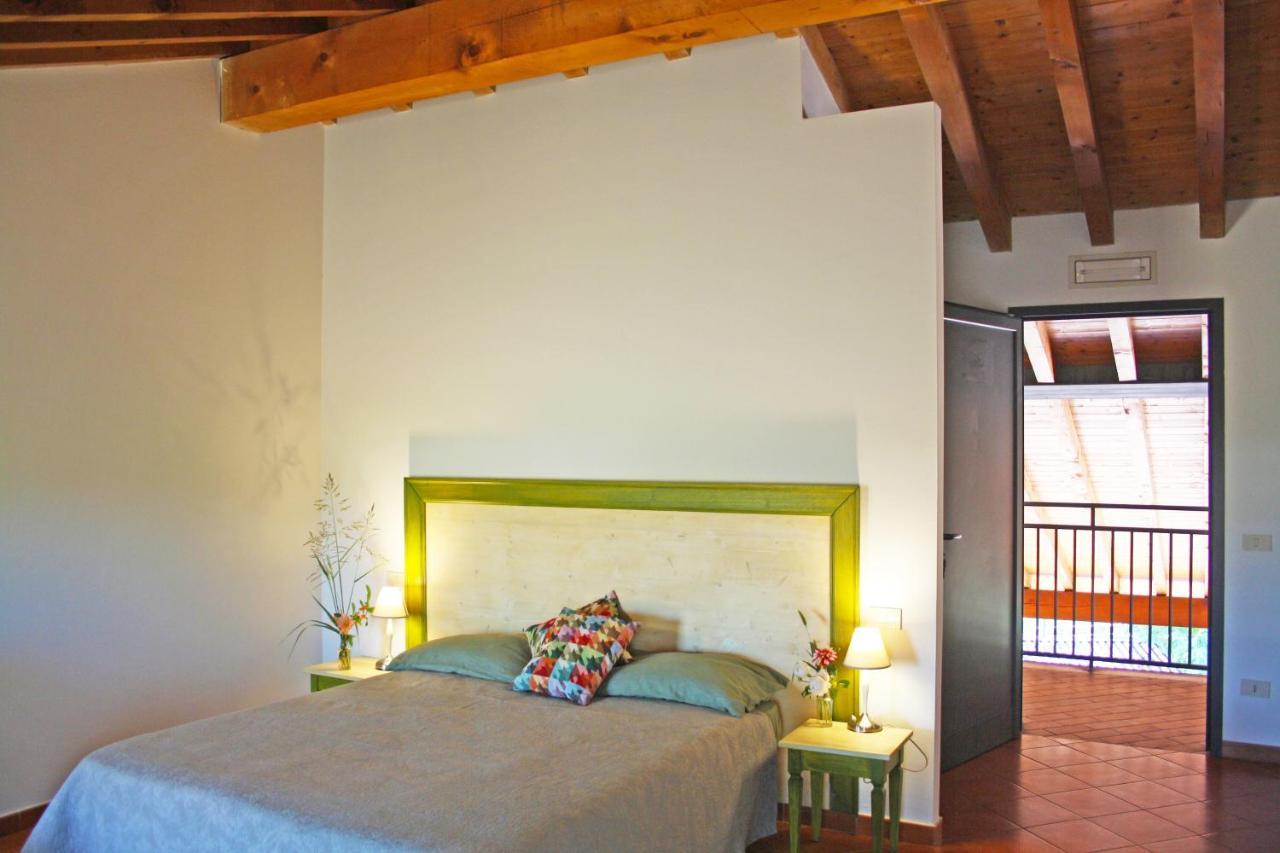 Agriturismo Fiorbello Montirone Exterior photo